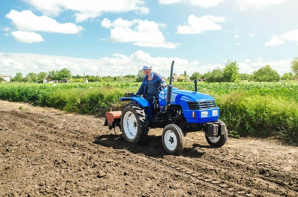 Micro-tracteurs d'occasion pour particuliers : qualité et garanties